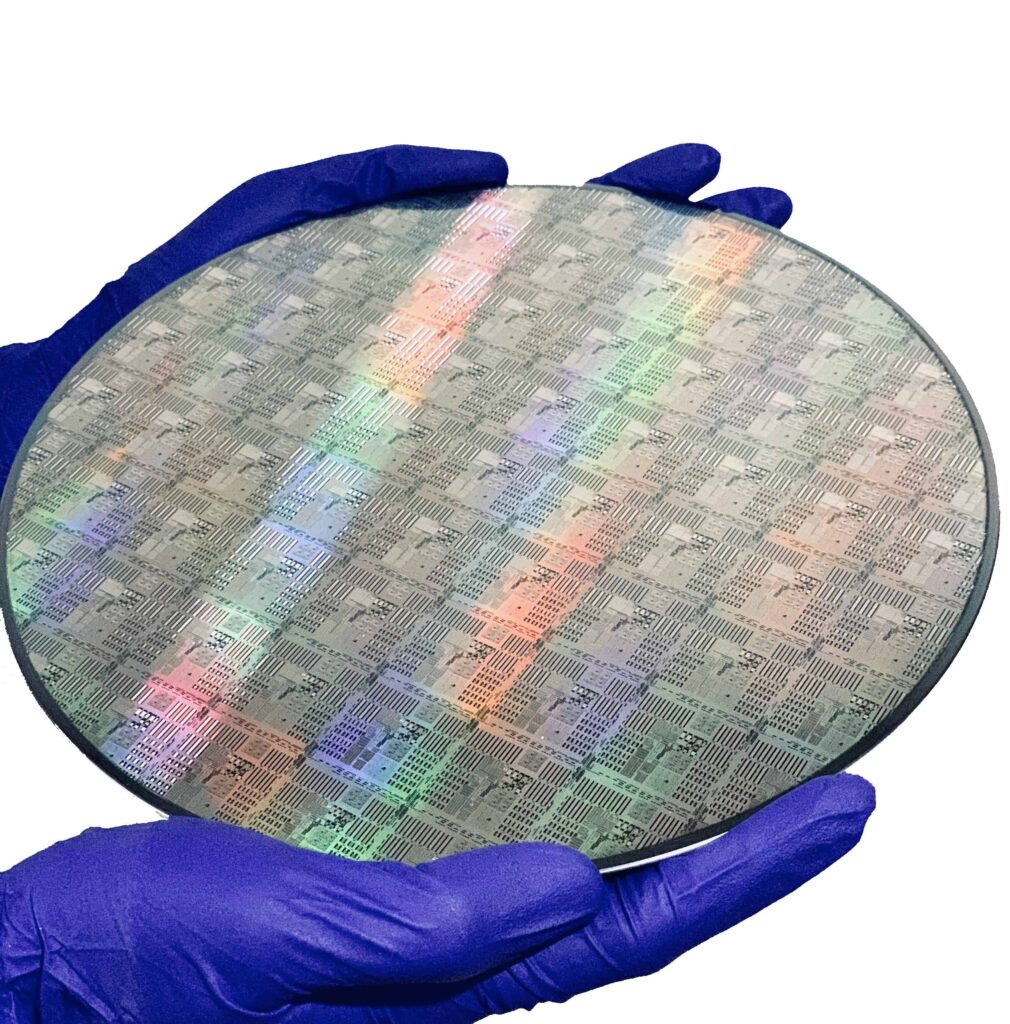 FinFET-on-GaN wafer from Finwave Semiconductor